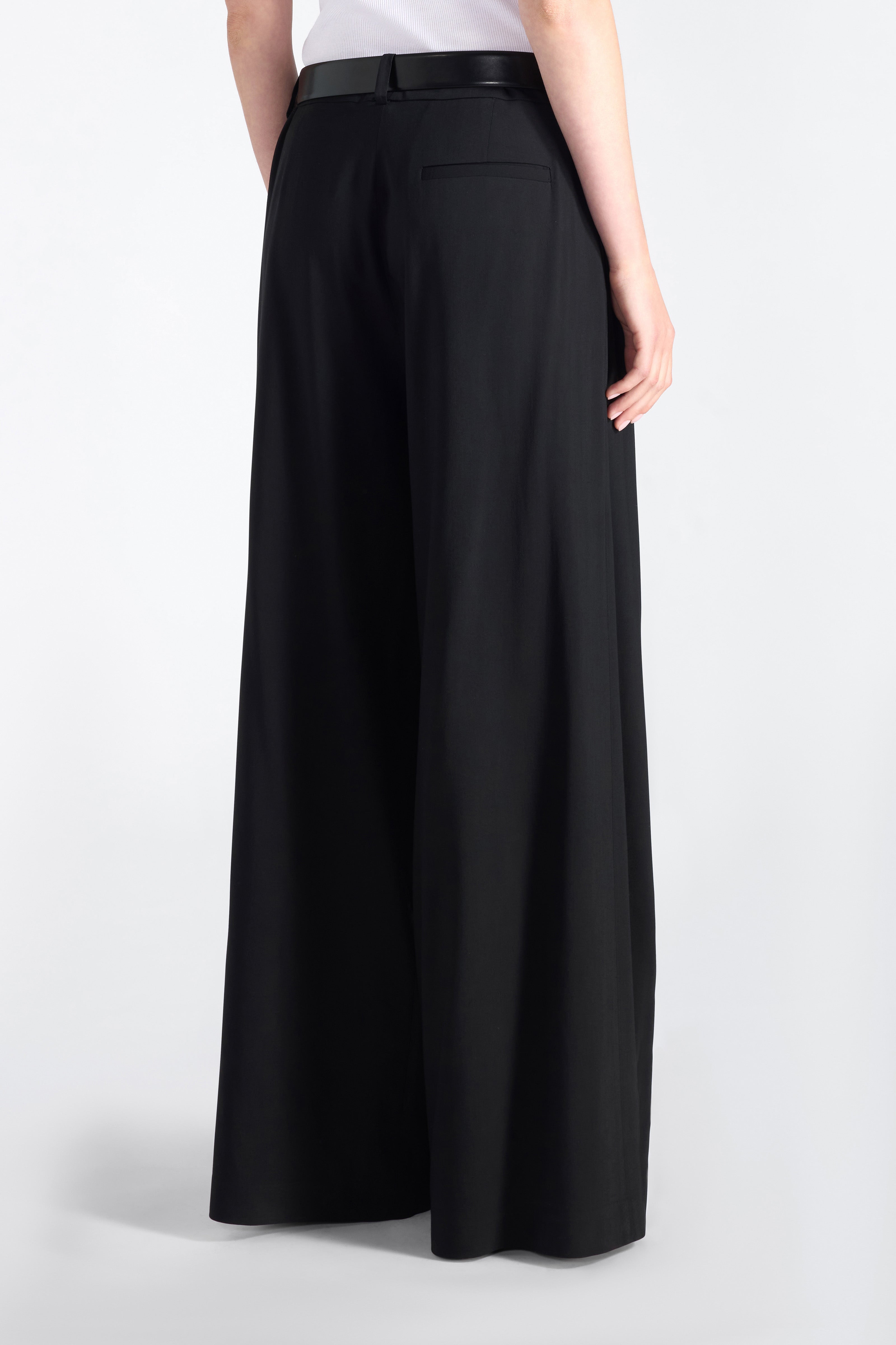 S6FF6SN67Y69-0