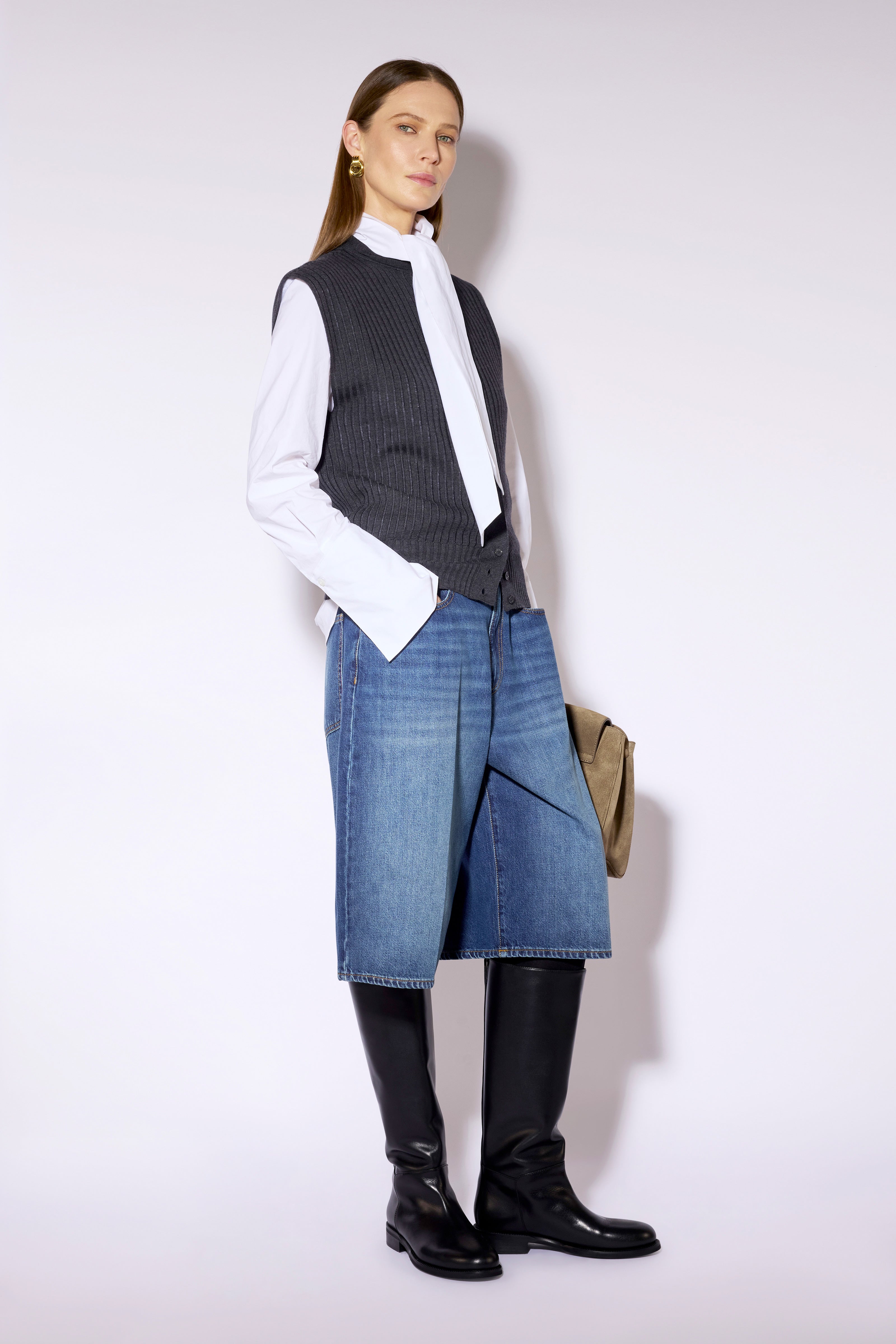 W6FF6WA05Y49-0-A-GILET