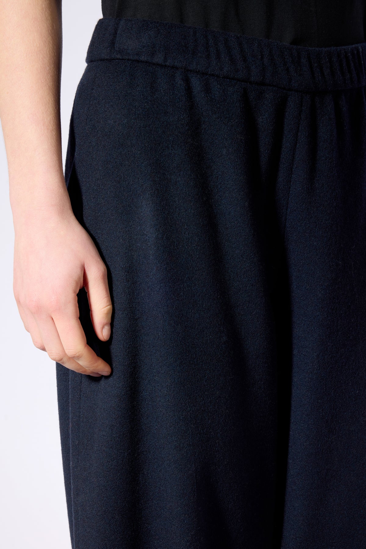PANTALONE-HARPER